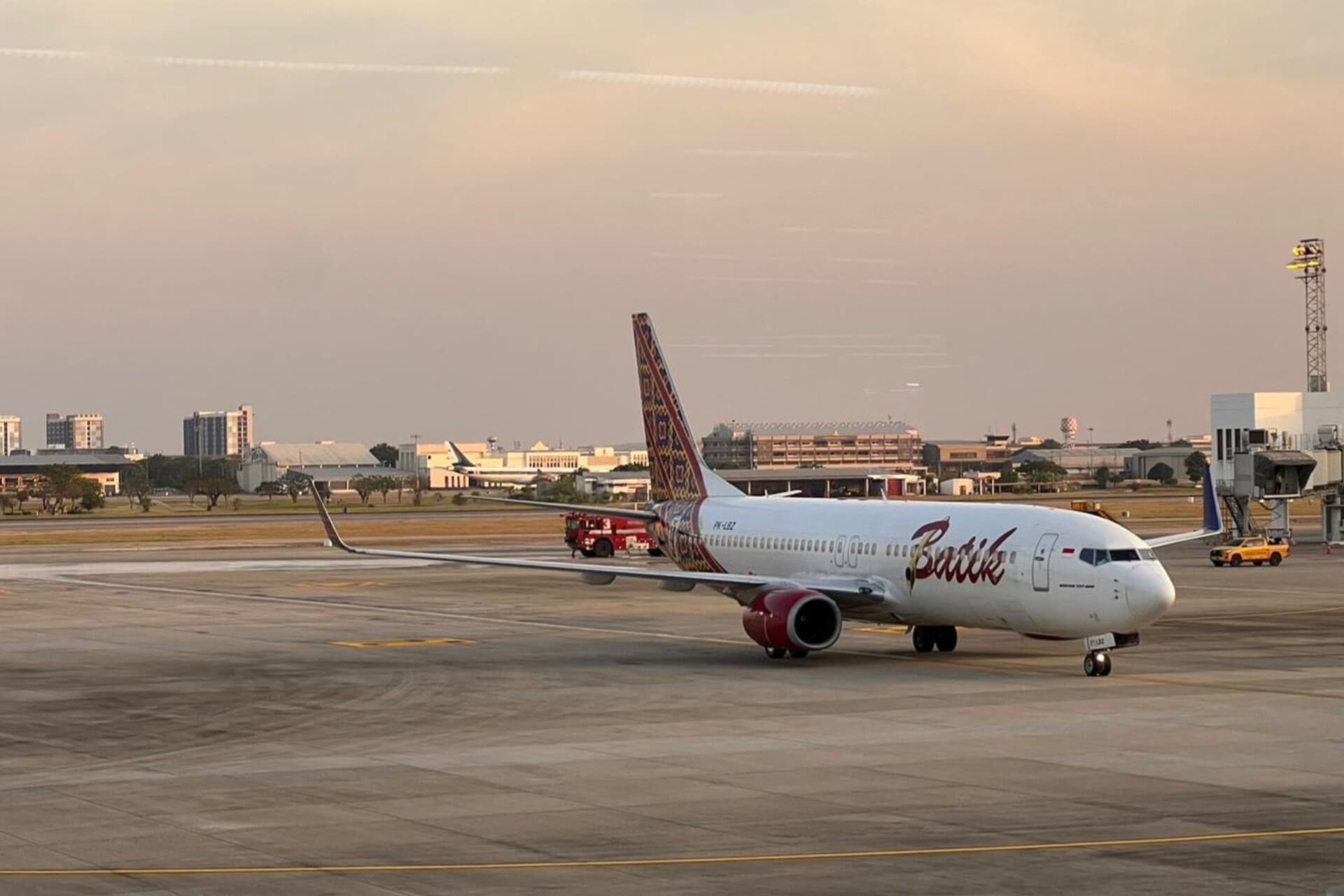 Harga Tiket Pesawat Jakarta–Seoul Lagi Murah Banget, Catat Pilihan Maskapainya Berikut Ini - Image