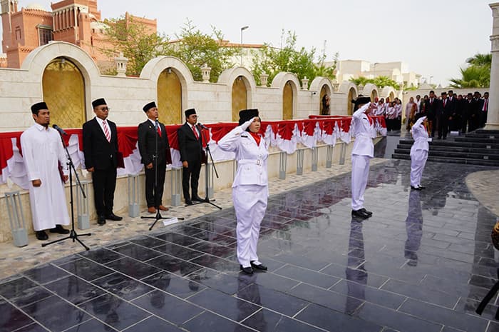 Paskibra KBRI Doha Libatkan Anak Berkebutuhan Khusus dalam Upacara HUT ke-78 RI - Image