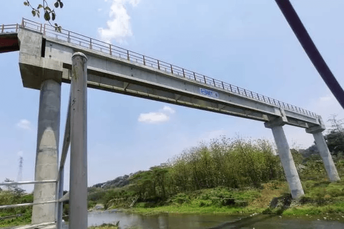 Jembatan Kaca Tinjomoyo Semarang Akan Segera Diresmikan di Tengah Kasus The Geong Banyumas - Image