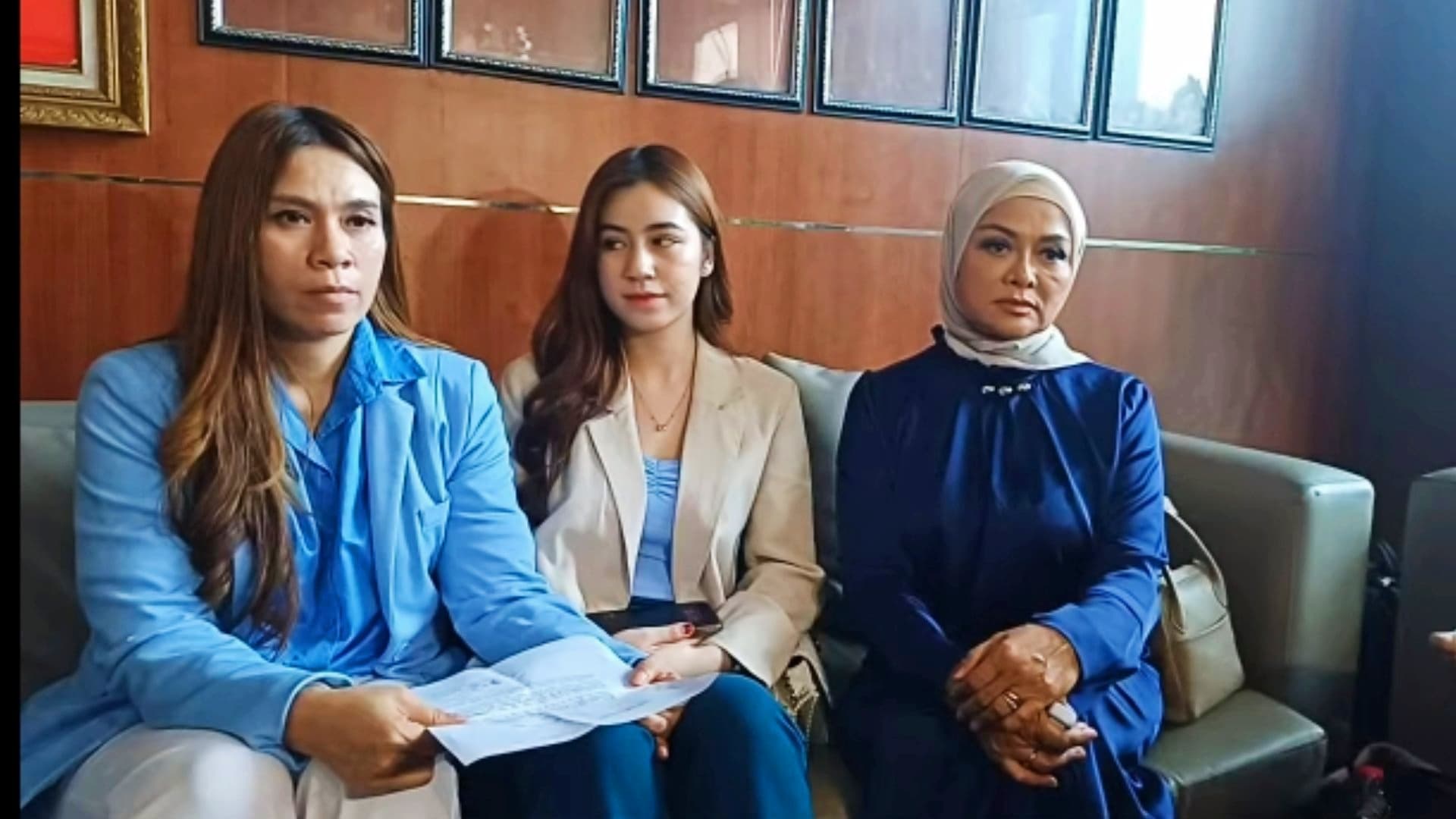 Usai Diduga Dapat Penganiayaan Oleh Leon Dozan, Rinoa Aurora Kini Jalani Terapi ke Psikolog - Image