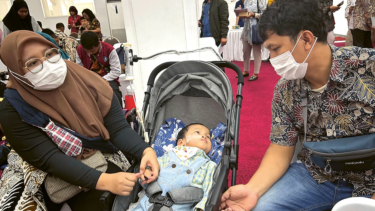 Anak-Anak yang Alami Gangguan Ginjal Akut Progresif Atipikal: Tak Sekali pun Ada Perwakilan Pemerintah Menengok Rayvan - Image