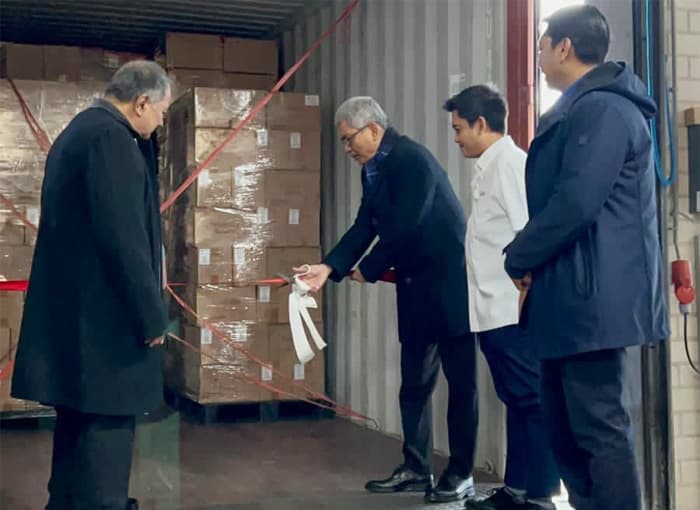 Dukung Diaspora, BNI Populerkan UMKM Keripik Singkong Sidoarjo ke Belanda - Image