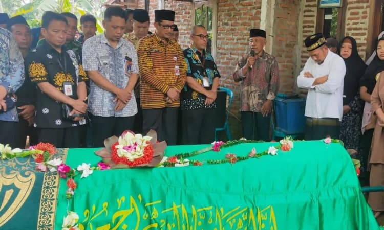 44 Anggota KPPS Wafat dan Kecelakaan, Pemerintah Salurkan Total Santunan Rp 2,6 M - Image