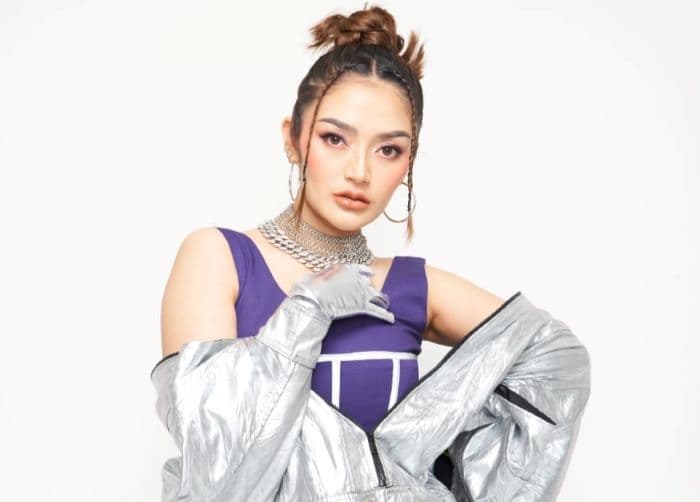 Lagu Lagi Syantik Dinton 700 Juta Lebih di YouTube, Siti Badriah Senang dan Bersyukur - Image