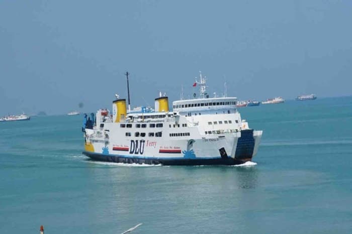 Kemenhub Atur Cara Muat Kendaraan Listrik di Kapal Penyeberangan - Image