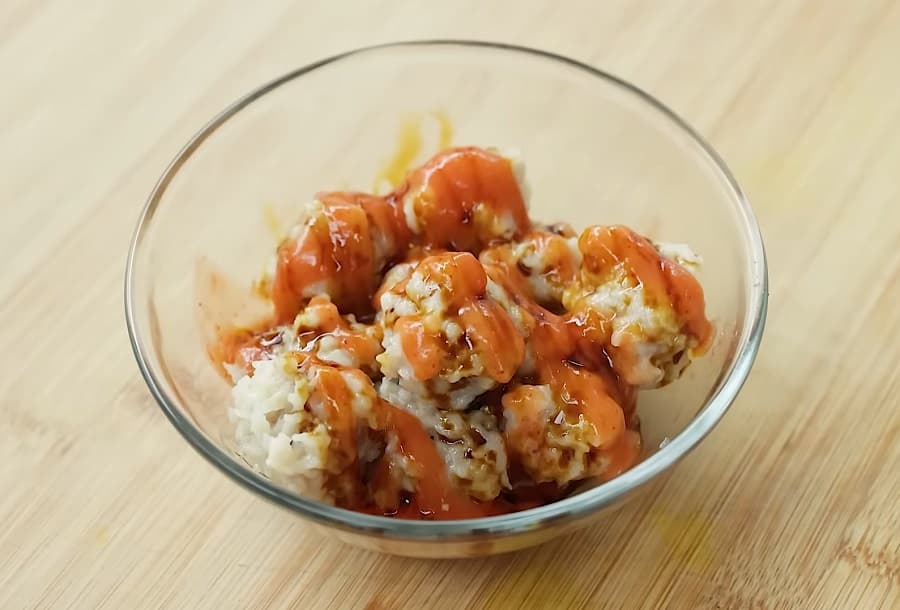 TOP 5 Tempat Jajan Pentol Terenak di Surabaya Versi Almasqol, Para Pecinta Pentol Wajib Merapat! - Image