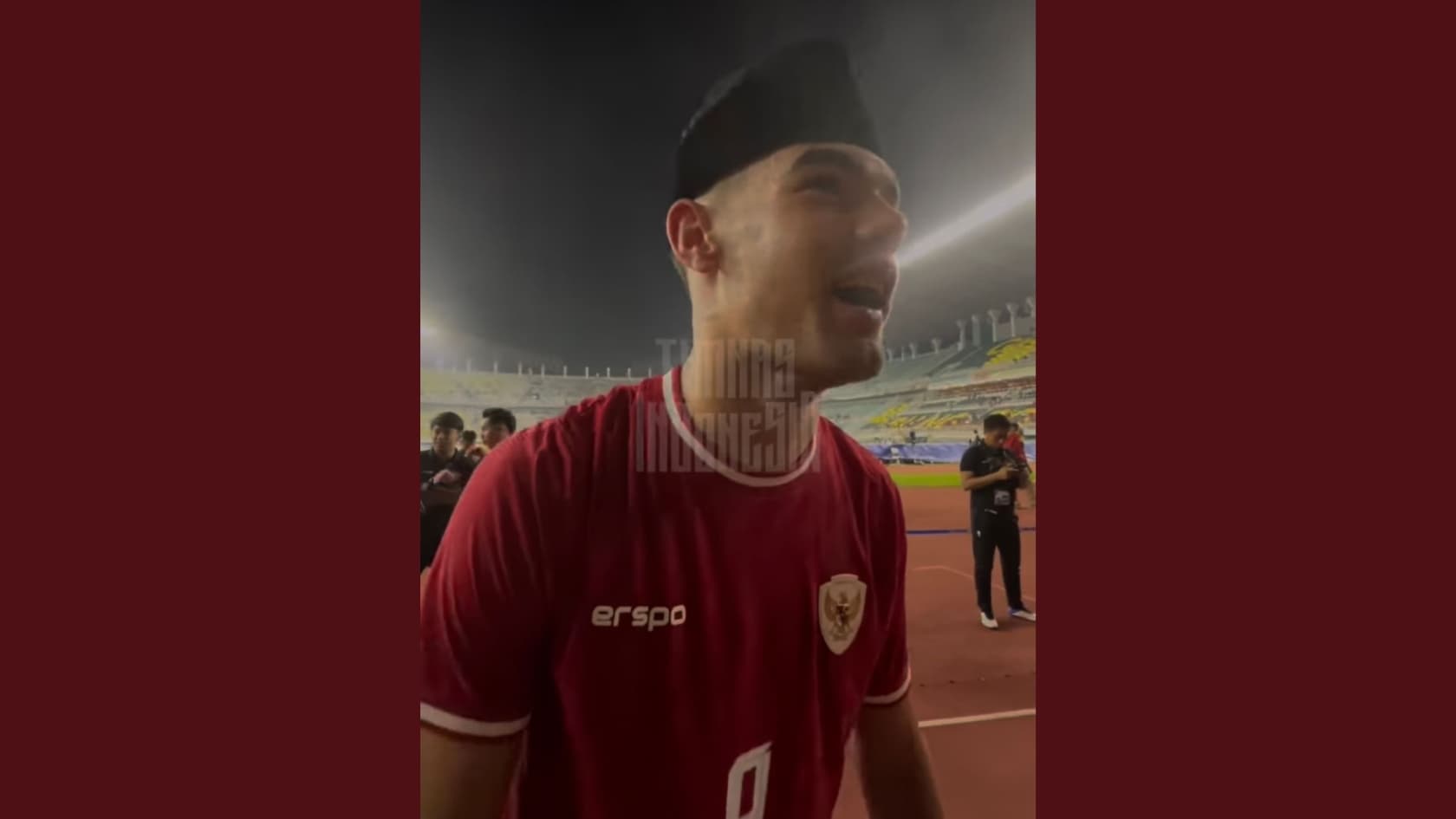 Kenakan Peci saat Rayakan Kemenangan Atas Malaysia, Jens Raven Dapat Gelar Haji dari Netizen Indonesia - Image