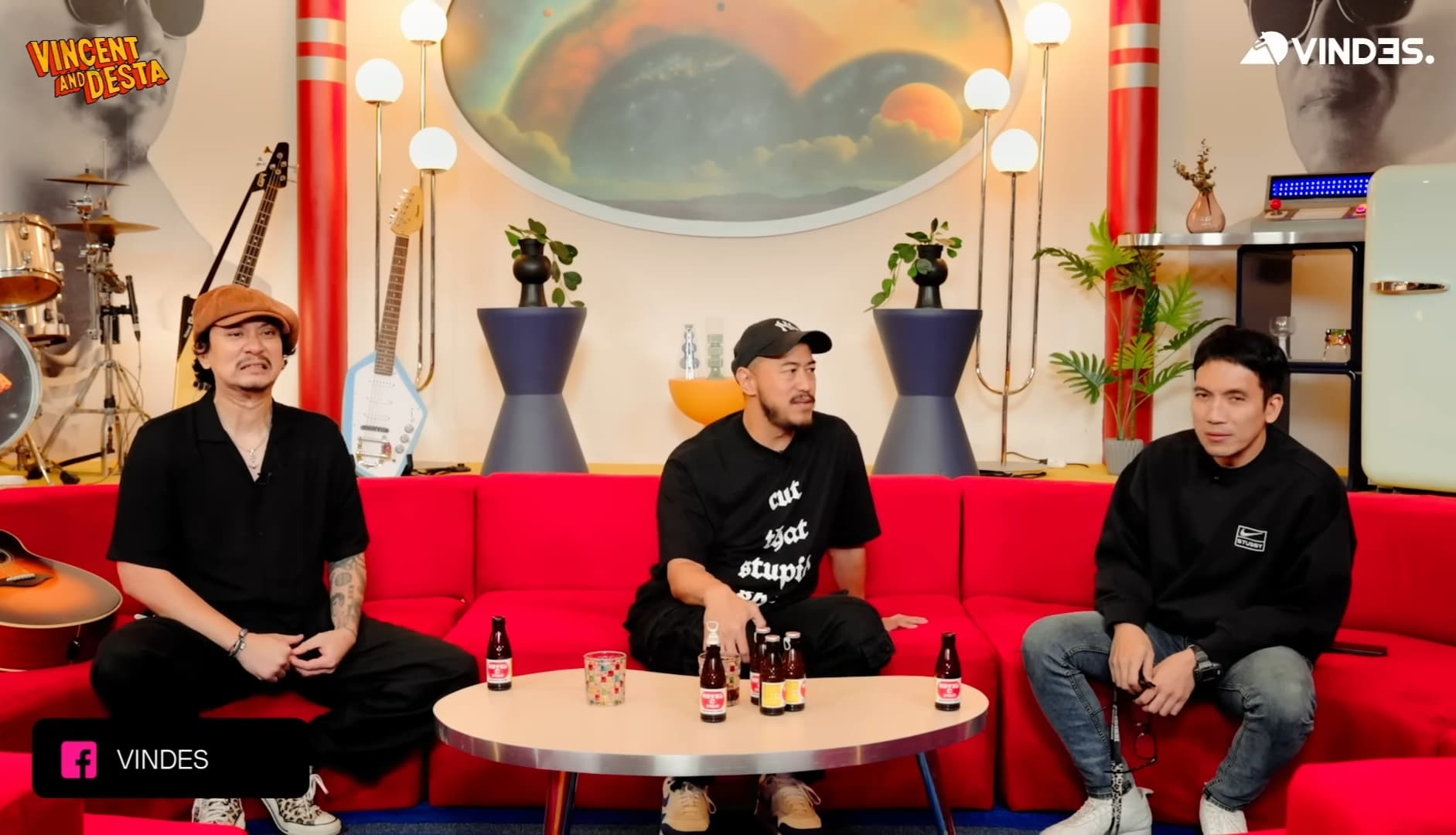 Desta dan Vincent Klarifikasi Soal Kabar Berantem dengan Pandji Pragiwaksono - Image