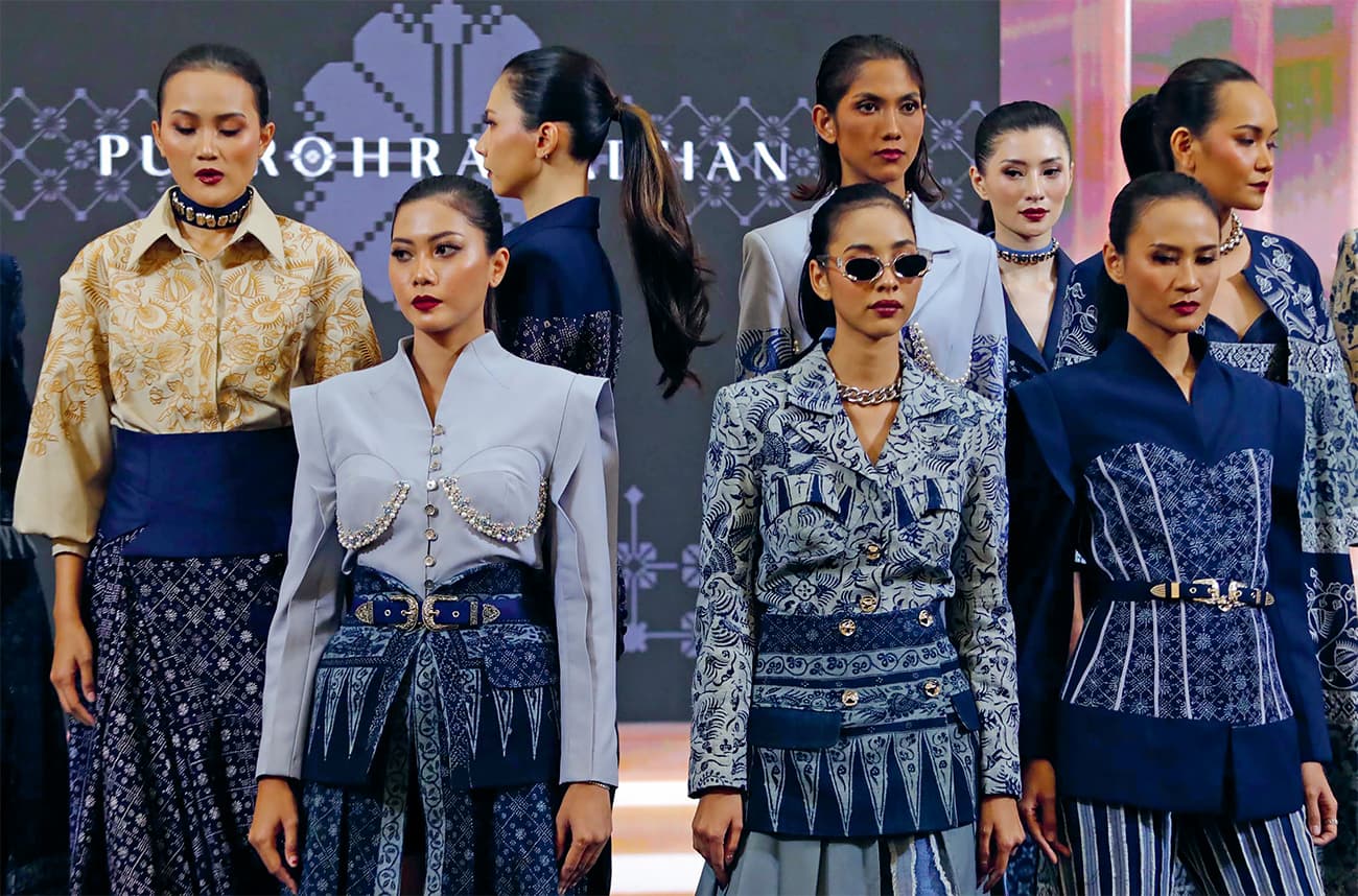 Hadapi Hantaman Produk ”Batik” Luar dengan Dorong Labeling Batik, Lahirkan Perajin Muda - Image