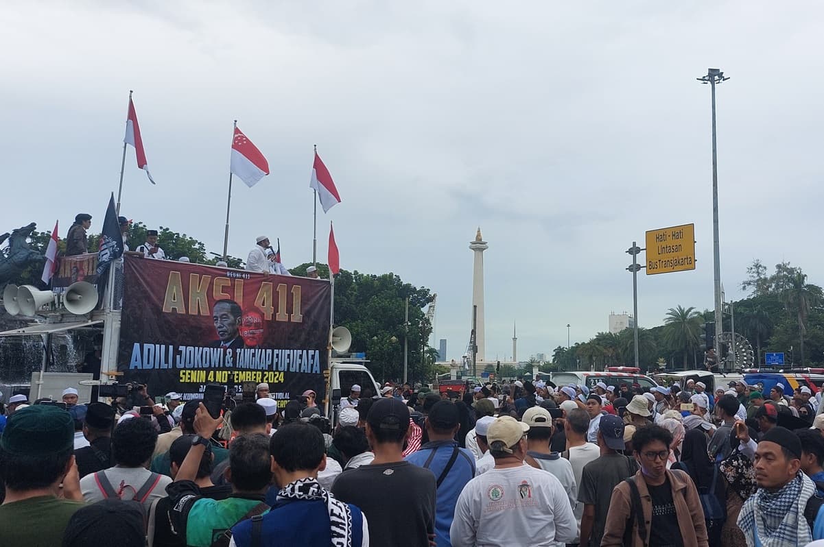 Ingin Bacakan Tiga Tuntutan Langsung di Depan Prabowo, Perwakilan Massa Aksi Reuni 411 Ditolak Masuk Istana - Image