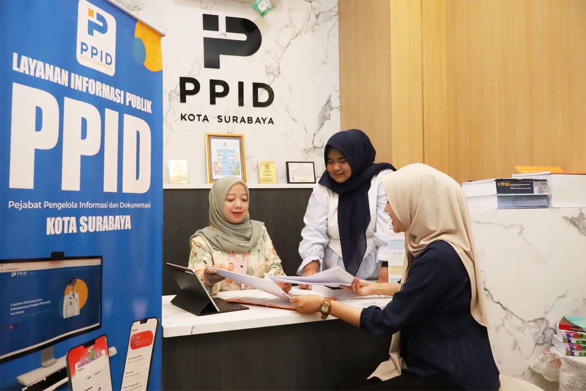 Respons Cepat dan Transparan, Layanan Pemkot Surabaya Kian Informatif - Image