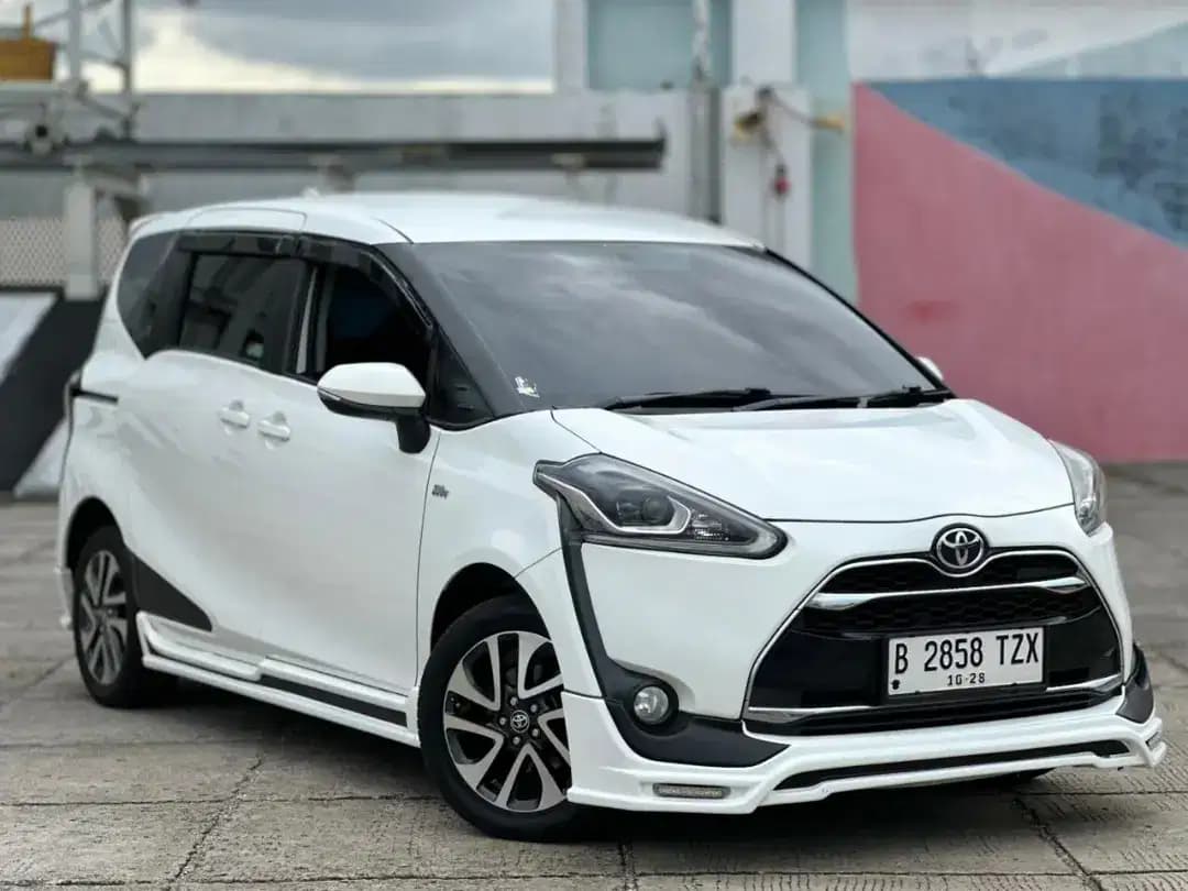 Mending Honda Freed atau Toyota Sienta, Bagusan Mana Mobil Bekasnya? - Image