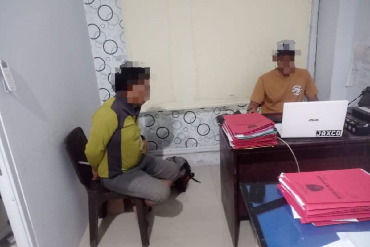 Polisi Ungkap Kasus Ayah Rudapaksa Anak Kandung di Lombok NTB - Image