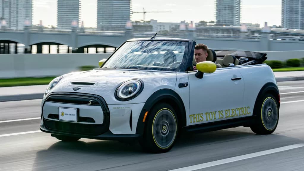 Telah Diperkenalkan Beberapa Tahun Lalu, Mini Batalkan Produksi Cooper Convertible Listrik - Image