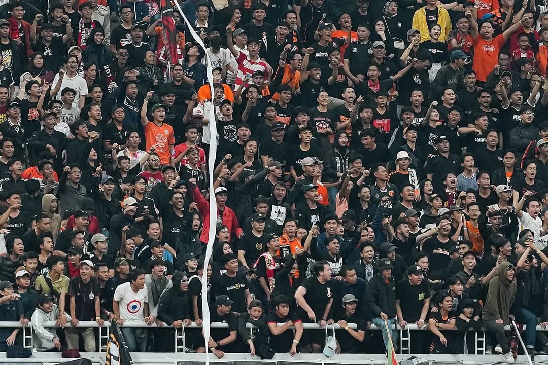 Bocoran Rahasia Persib Bandung Tak Pernah Kalah di Laga Tandang, Jakmania Bisa Bantu Persija Jakarta Bisa Patahkan Rekornya - Image