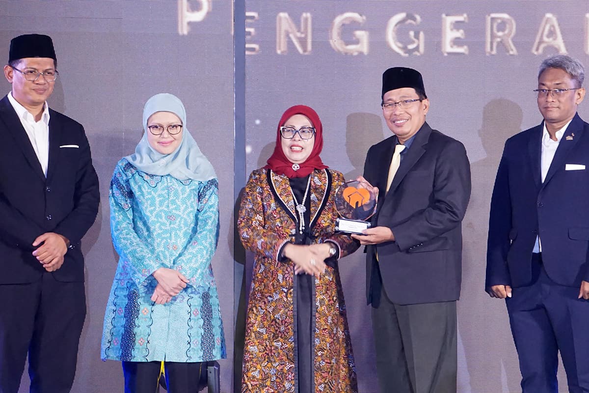 Lembaga Amil Mampu Himpun Dana Zakat Ratusan Miliar Rupiah, Kemenag Ingatkan Jaga Transparansi dan Akuntabilitas - Image