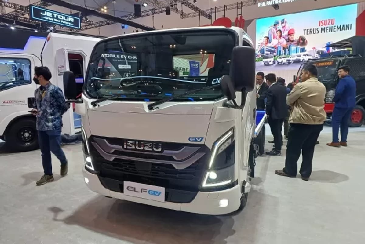 Isuzu Catat Pertumbuhan Positif di GIIAS 2025, SPK Meningkat 52 Persen, Elf jadi Kontributor Terbesar - Image