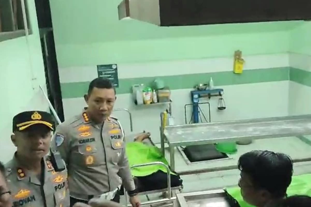 Ditlantas Polda Jatim Sebut Ada Unsur Kelalain dalam Laka Maut di Gresik, Analisis Penyebab Masih Diselidiki - Image