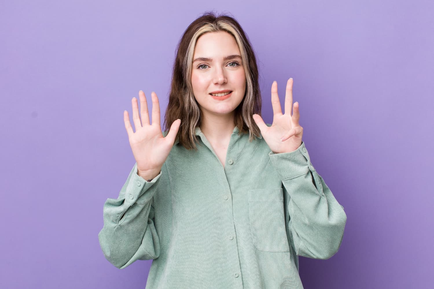 Kekurangan Vitamin B12 Dapat Menyebabkan Rambut Cepat Beruban di Usia Muda dan Cara Mengatasinya - Image