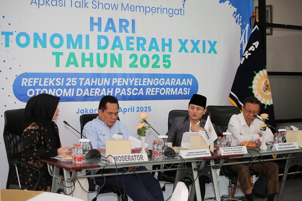 25 Tahun Otonomi Daerah Pasca Reformasi, Apkasi Didorong Aktif Mengambil Prakarsa Untuk Mengurusi Daerahnya - Image