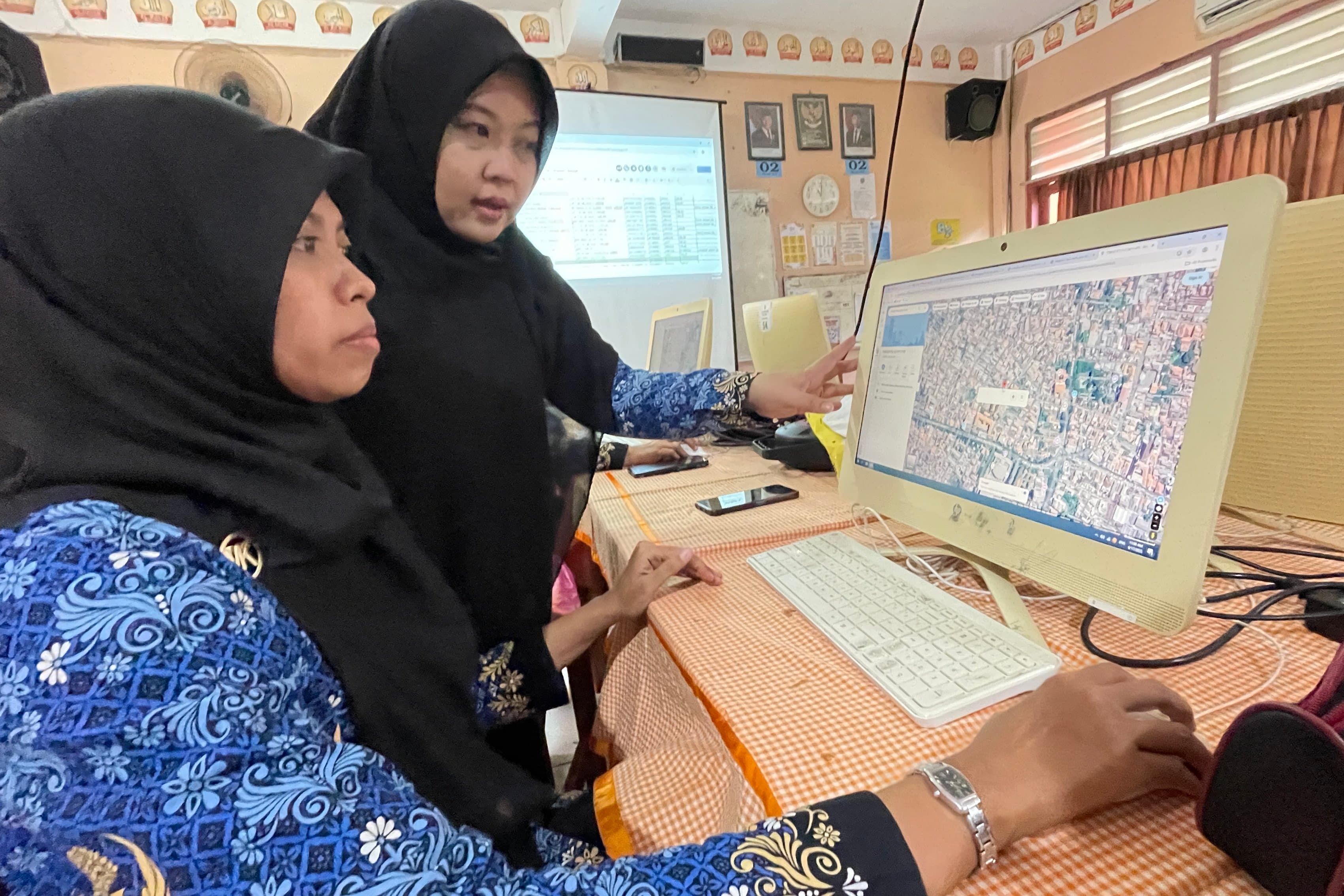 Kejanggalan SPMB di Gresik, Nama Orang Tua Tidak Ada di KK, Kartu Keluarga Diterbitkan Belum Setahun - Image