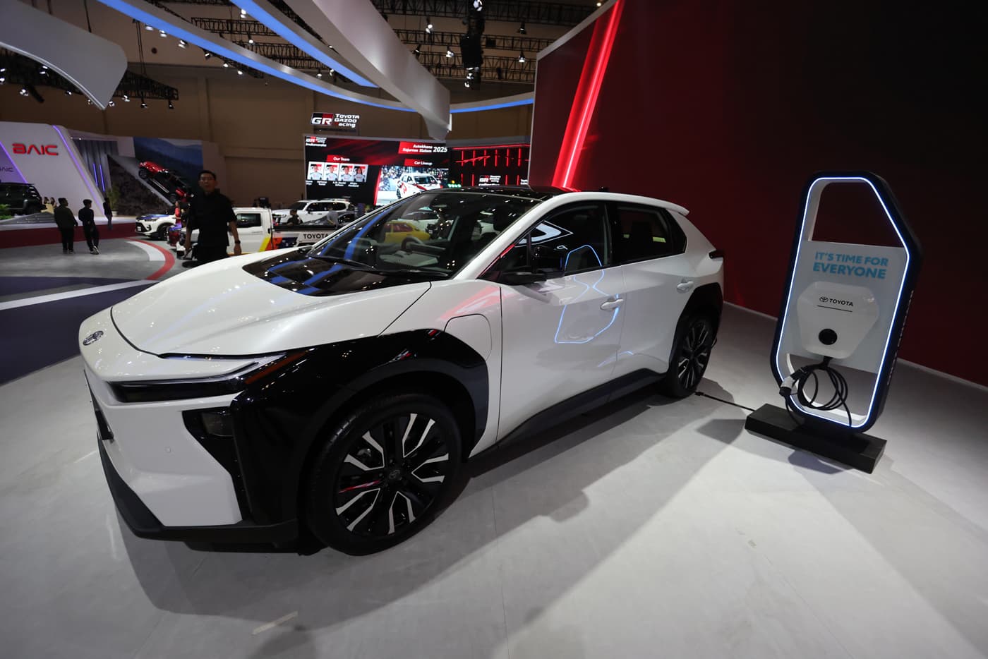 Kenali Spesifikasi Khusus yang Dibutuhkan untuk Ban Mobil Listrik - Image