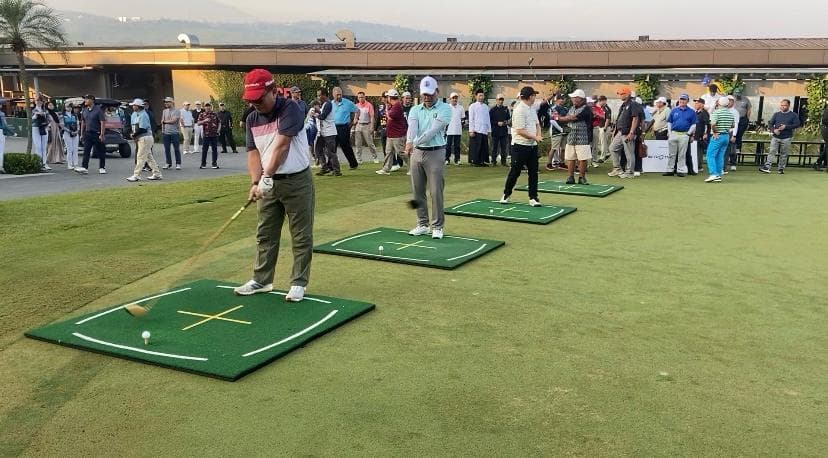 Komisi V DPR Sempat Dikabarkan Gelar Turnamen Golf di Bogor dengan Hadiah Mobil Mewah saat Ramai Demo, Tapi Dibatalkan - Image