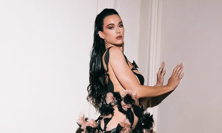 Katy Perry Terlihat Terekam Makan Malam Bersama dengan Mantan Perdana Menteri Kanada Justin Trudeau - Image