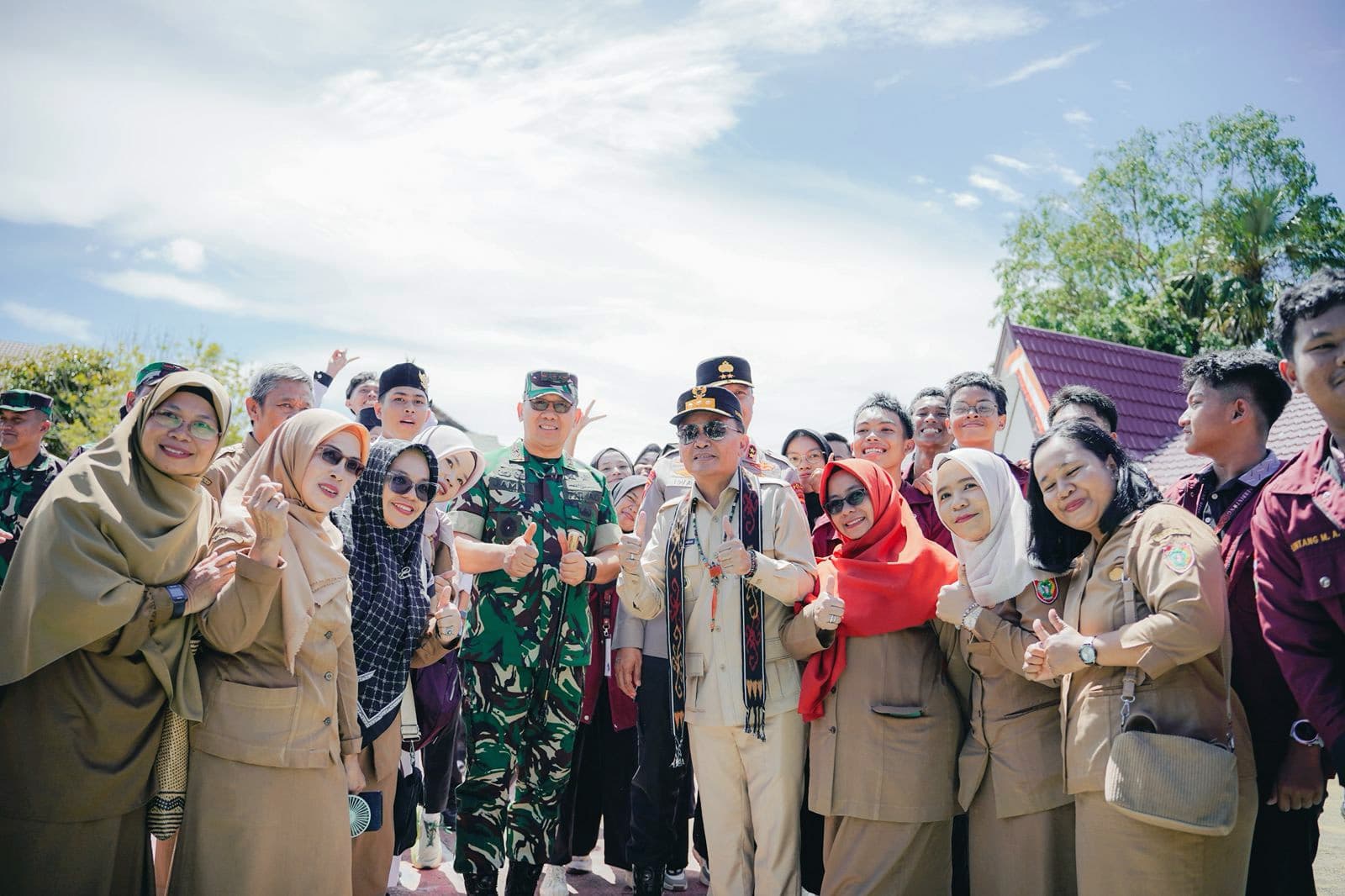 TPP Cair, Langkah Nyata Gubernur Agustiar Sabran Tingkatkan Kesejahteraan Guru di Kalteng - Image