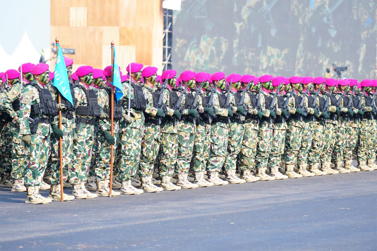 Lebih Dari 5 Ribu Pasukan TNI AL Terlibat dalam Upacara Gelar Pasukan Operasional dan Kehormatan Militer di Batujajar - Image