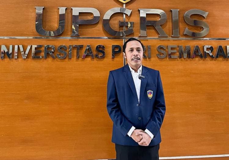 Mas Pur 'Tukang Ojek Pengkolan' Selesaikan Sidang Skripsi, Ungkap Rasa Syukur di Akun Instagram - Image