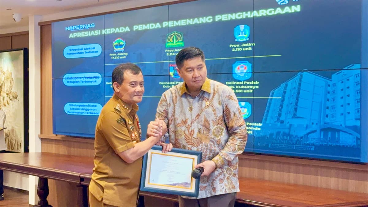 Jateng Raih Penghargaan Provinsi Terbaik Program Penyediaan Perumahan dari Kementerian PKP - Image