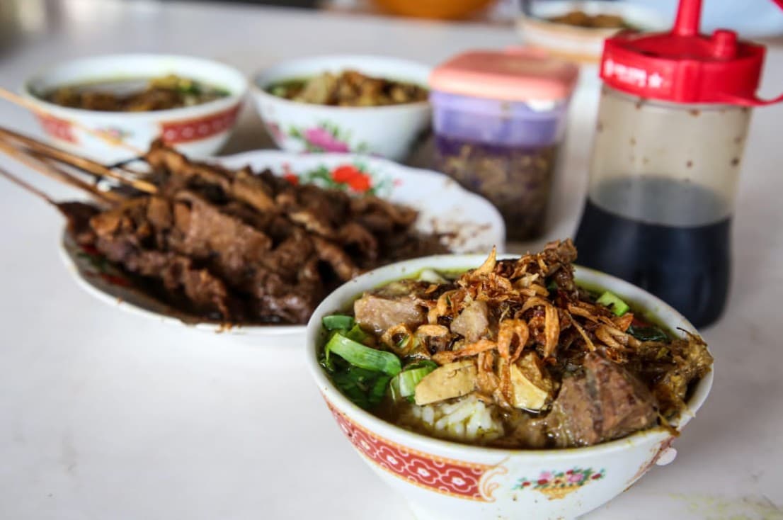 Mengenal Nasi Grombyang, Kuliner Khas Pemalang yang Ditetapkan Sebagai Warisan Budaya Tak Benda, Kuah Bergoncang Jadi Ciri Unik - Image