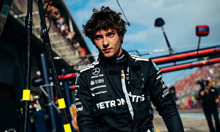 Toto Wolff Sebut Gaya Agresif Kimi Antonelli adalah Identitas Balap yang Dibutuhkan Mercedes Saat Ini - Image