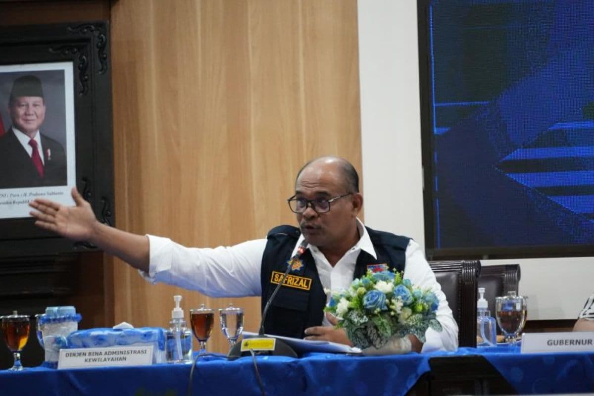 Laksanakan Arahan Mendagri, Gubernur dan Bupati/Wali Kota Se-Jateng Siap Gerakkan Siskamling Joga Tonggo - Image