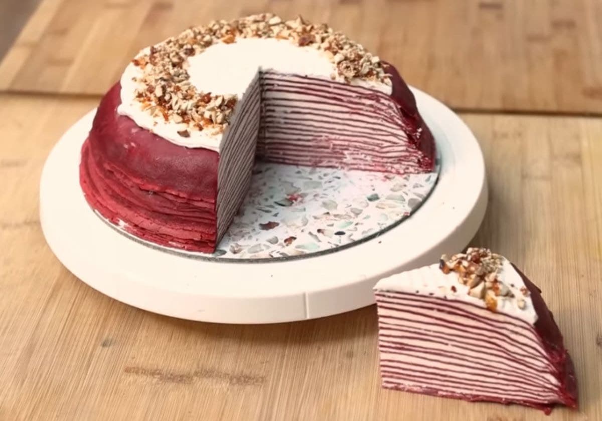 Resep Red Velvet Mille Crepe Cake, Dessert Cantik ala Kafe yang Kini Bisa Dicoba di Rumah - Image