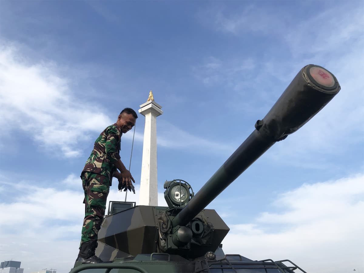 TNI Fair 2025, Angkatan Darat Pamerkan Alutsista Terbaru Medium Tank Harimau - Image