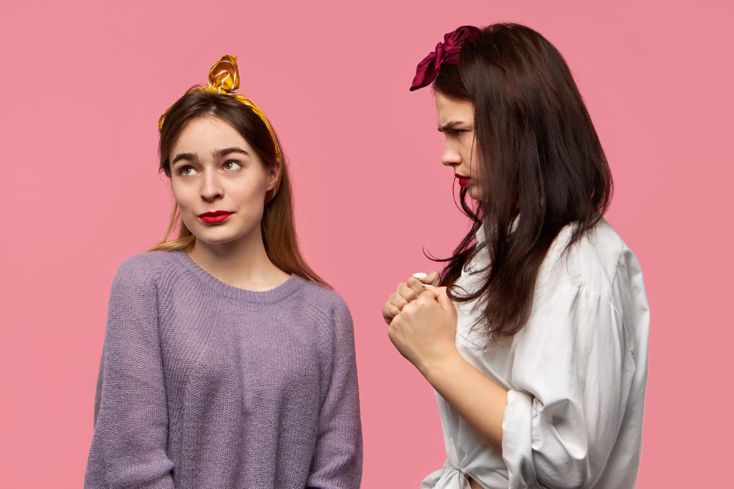 Menurut Psikologi Ini 7 Perbedaan Antara Teman Toxic dan Teman Palsu, Kenali dan hati-Hati Jika Menemukan Ciri-Ciri Seperti Ini  - Image