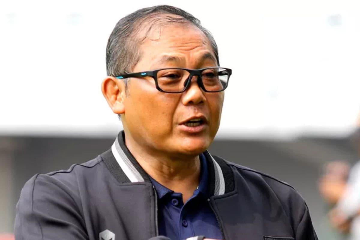 Resmi! FIFA Hukum Mantan Manajer Timnas Indonesia, Sumardji Didenda Rp 324 Juta dan Dilarang Dampingi 20 Laga - Image