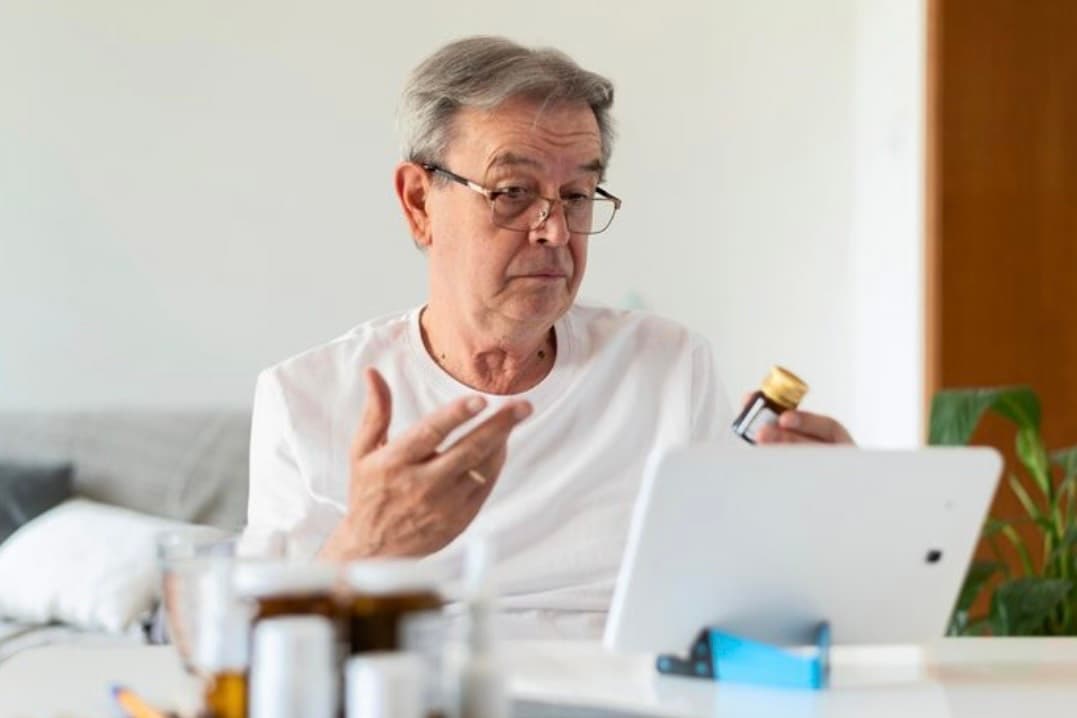 Orang yang Tampak Tidak Menua dan Terlihat Awet Muda di Usia 40 Tahun Lebih, Biasanya Punya 9 Kebiasaan Unik Ini - Image