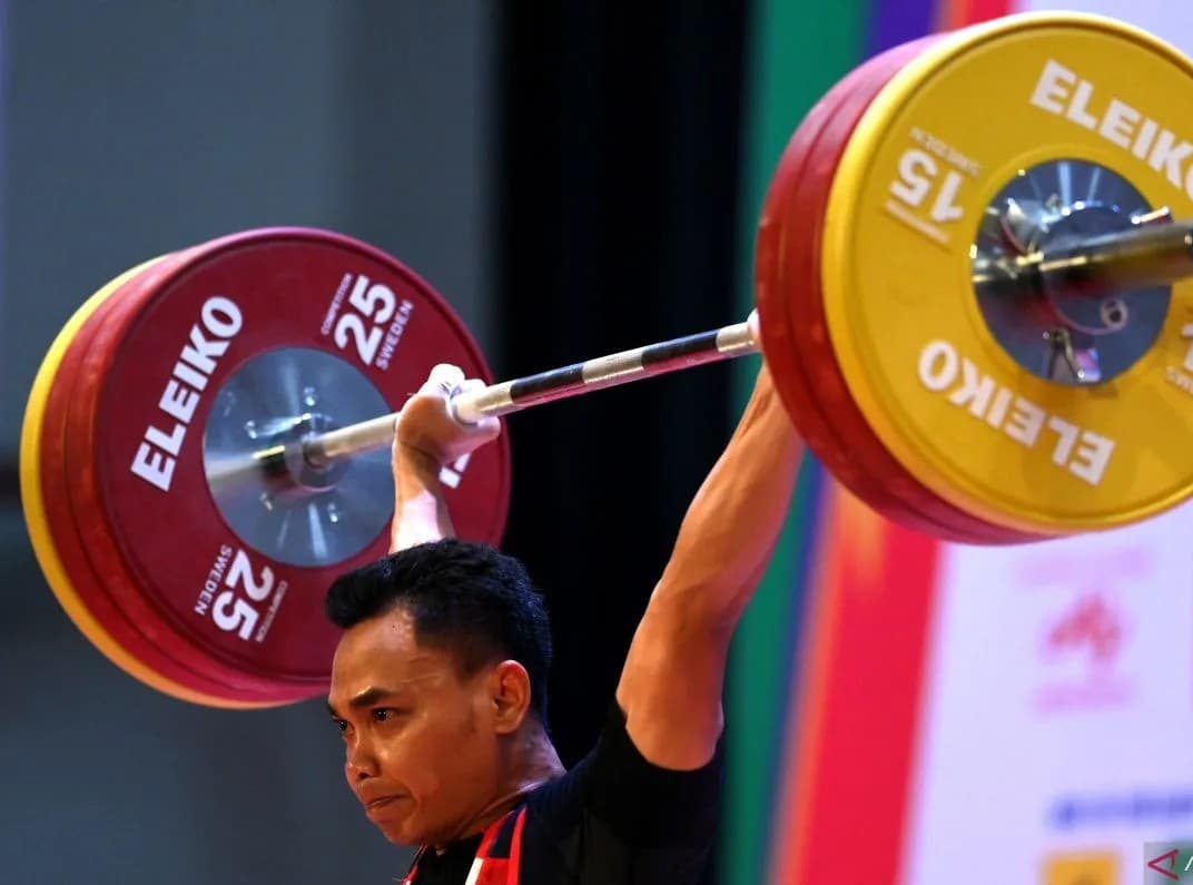 Tampil di Kelas Baru, Lifter Indonesia Eko Yuli Irawan Raih Medali Perunggu Kejuaraan Dunia 2025 - Image