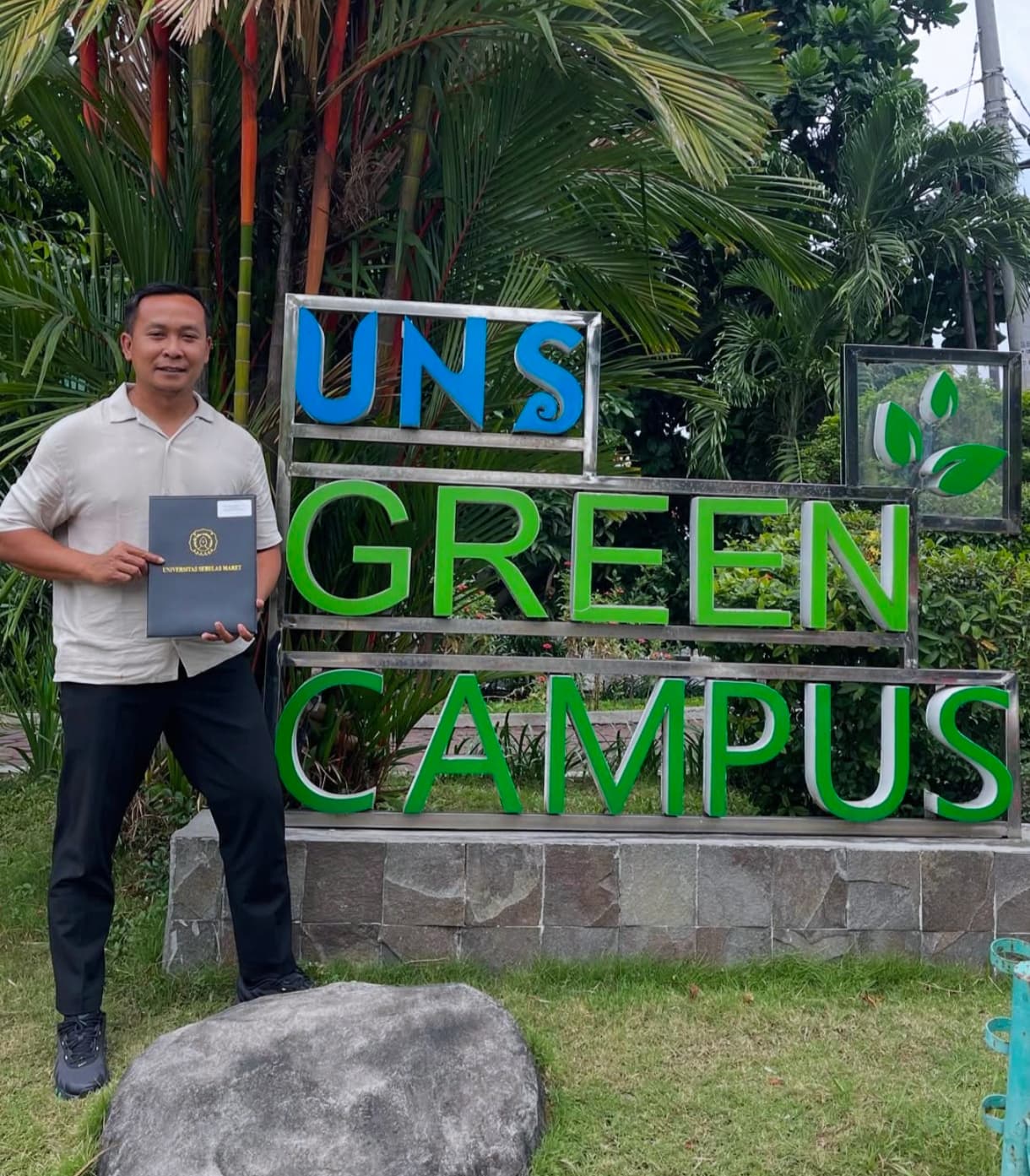 Sofie Imam Faizal Kantongi Gelar S2 tanpa Ikut Wisuda, Pelatih Fisik Timnas Indonesia U-17 Lulus dari UNS - Image