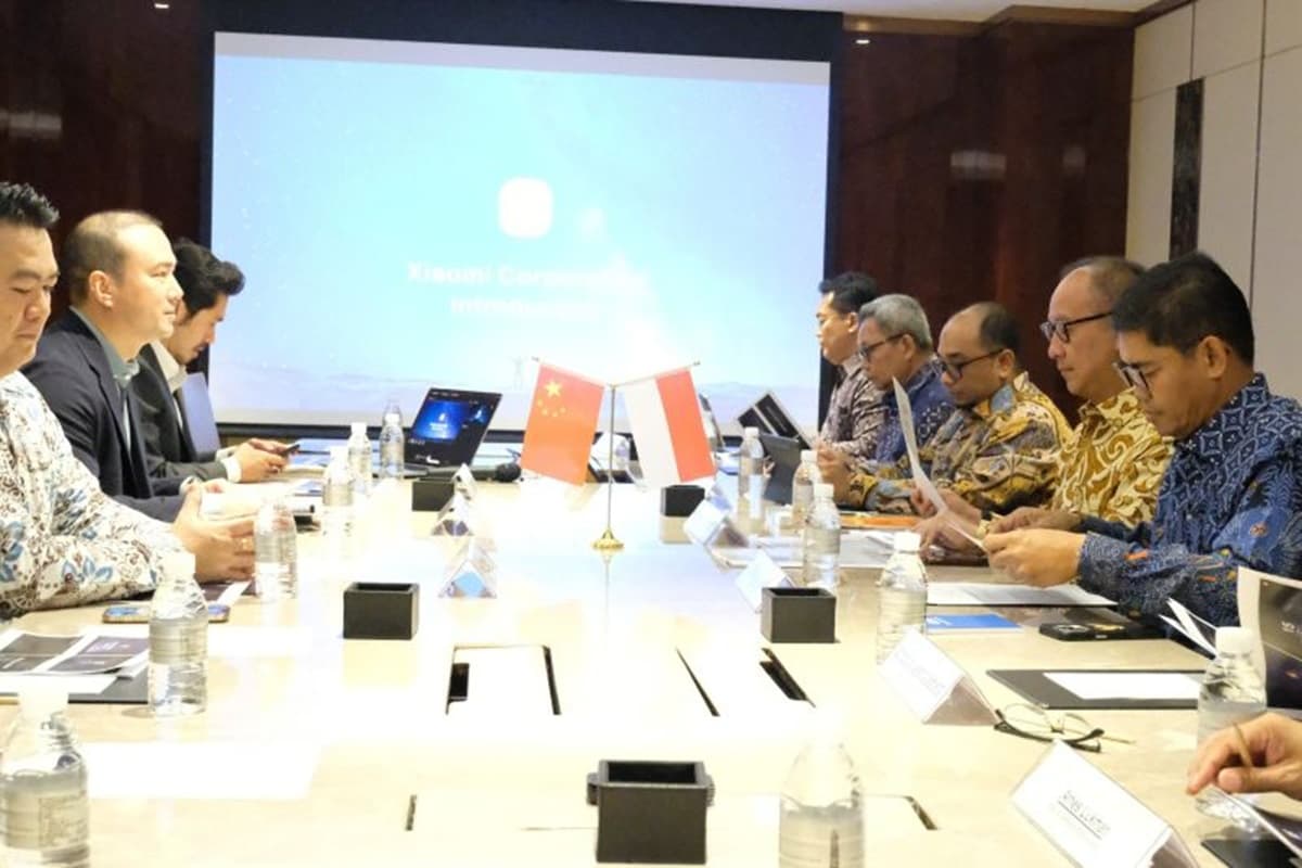 Menperin Agus Gumiwang Minta Xiaomi Bangun Pabrik Produksi Tablet dan EV di Indonesia - Image
