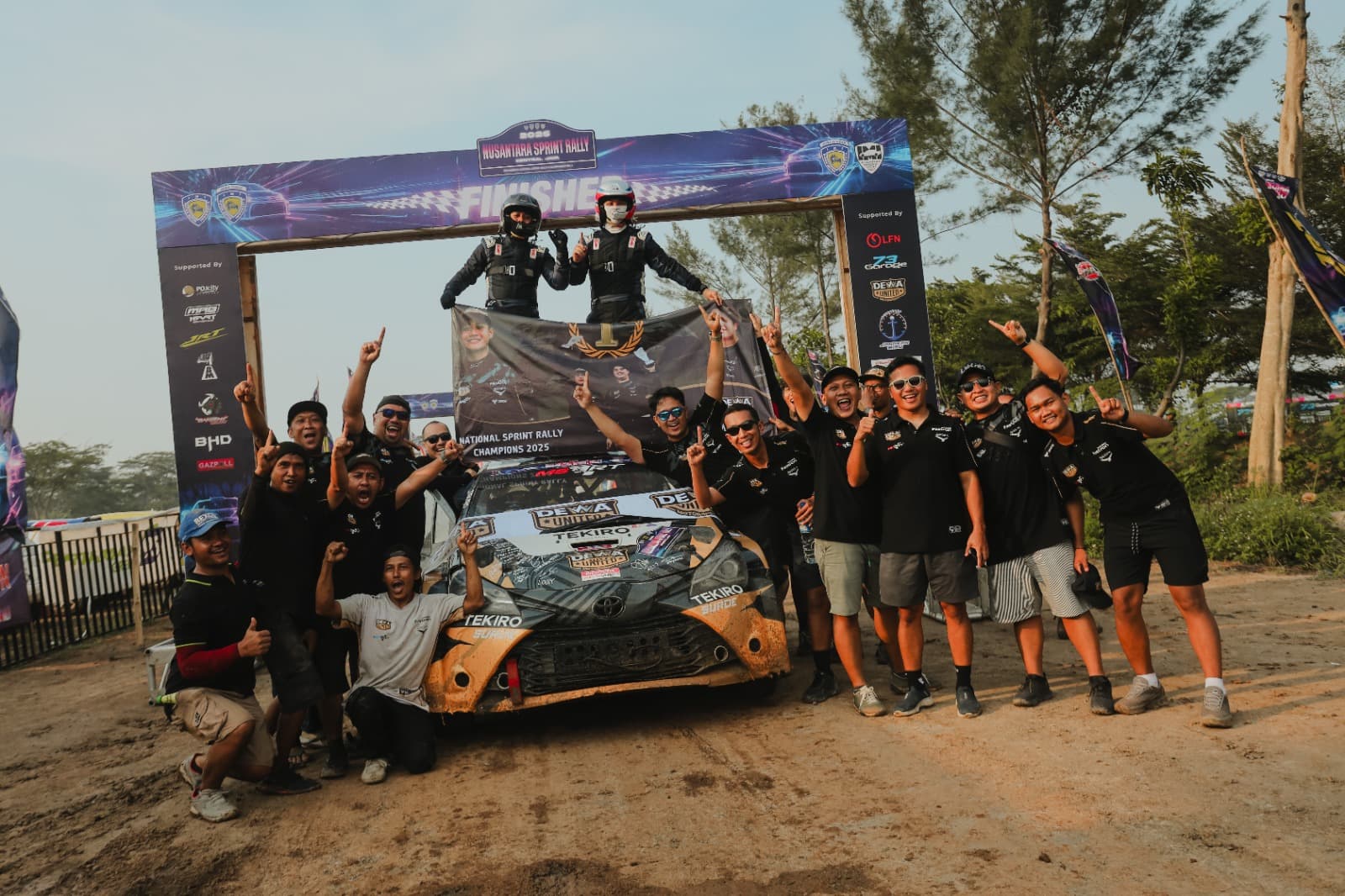 Dewa United Motorsports Kunci Juara Nasional Sprint Rally 2025 - Image