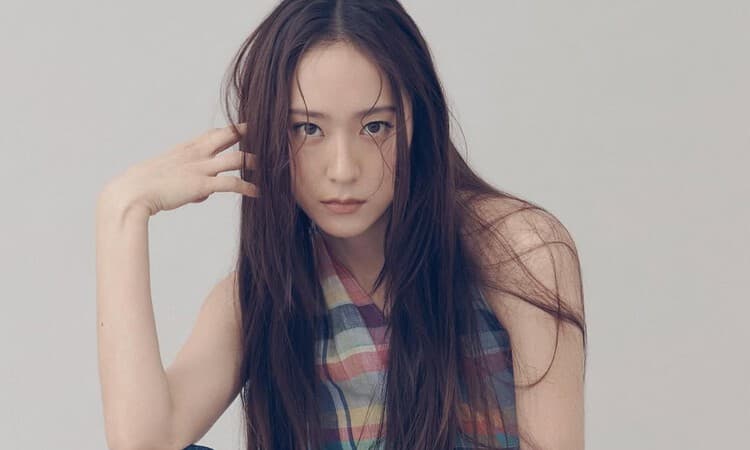 Krystal Rayakan Ulang Tahun ke-31 dengan Rilis Cover Lagu 'My Flame' yang Menyentuh Hati - Image