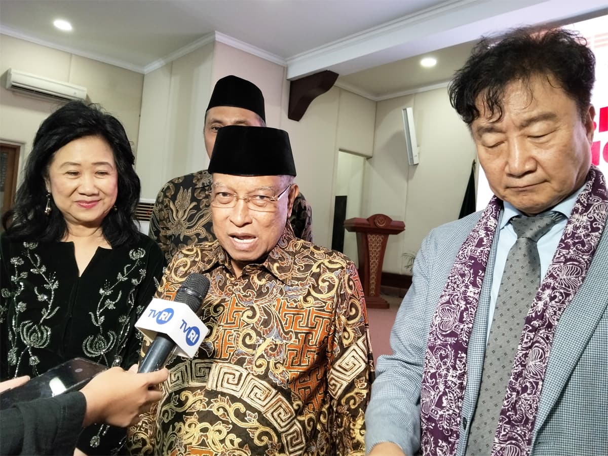 Tak Ingin PBNU Terus Berpolemik, Said Aqil Siroj Sarankan Kembalikan Konsesi Tambang ke Pemerintah - Image