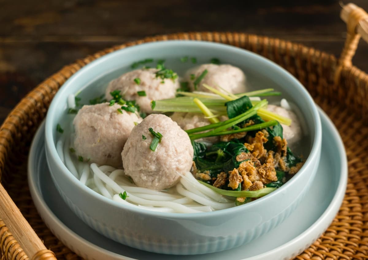 7 Rekomendasi Bakso Gepeng Terlezat di Jakarta yang Bikin Ketagihan dan Wajib Anda Coba - Image