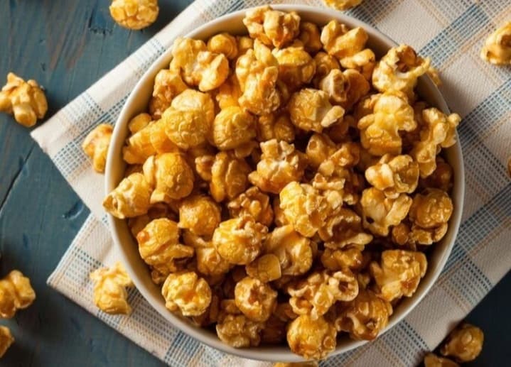 7 Manfaat Popcorn: Camilan Murah Meriah Ini Ternyata Baik untuk Jantung, Otak, hingga Pencernaan! - Image