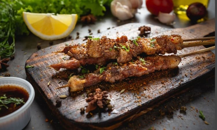 Surabaya Bercita Rasa: 20 Spot Sate Madura dan Kuliner Terbaik yang Wajib Dicoba - Image