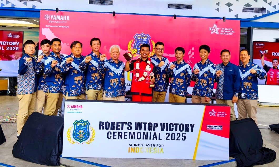 Yamaha Indonesia Rayakan Prestasi Dunia Robet Simanullang, Raih Peringkat Ketiga WTGP 2025  - Image